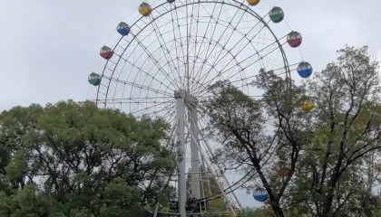 真的要再见了!陪伴上海小囡32年的“西郊公园”摩天轮即将拆除