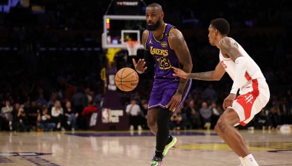 老詹16+8东契奇20+9 文森特20分湖人终结火箭三连胜