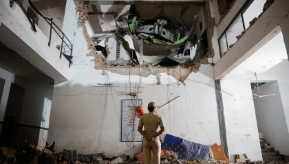 印方反驳美方“印度空难调查”:飞机坠毁前数小时曾出现故障,不排除自动熄火可能