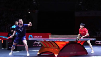 王楚钦逆转西蒙，梁靖崑、王曼昱、王艺迪、陈幸同晋级8强 | 多哈世乒赛单打