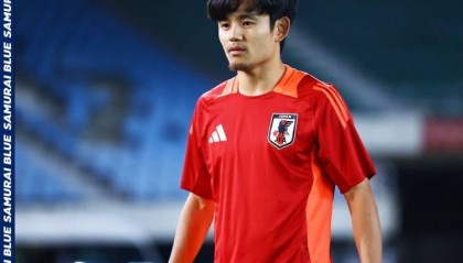 久保建英:不喜欢厦门白鹭体育场的草皮 感觉像人造草坪