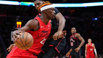 美媒模拟交易：巴特勒联手库里 勇士送出维金斯