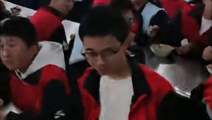 山西怀仁一老师直播称学生“念书念到狗肚子里了”?当事人回应