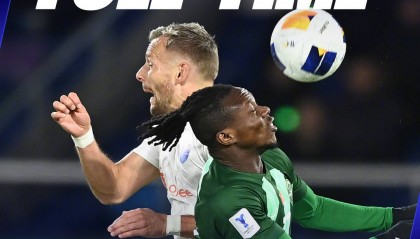 让二追四!亚冠-王钰栋替补传射 浙江队4-2逆转狮城水手