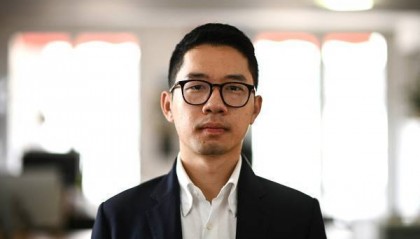 乱港分子罗冠聪入境新加坡被拘:有签证也不给来