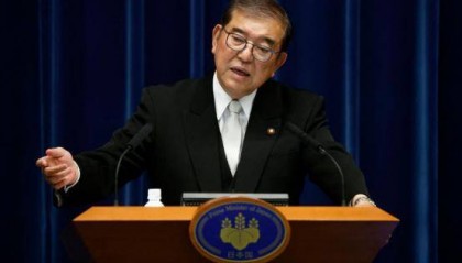 中日连谈30分钟，石破茂对华做出重要承诺，美日同盟出现裂痕