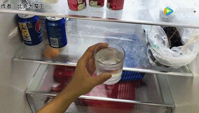 出远门前,为什么一定要在冰箱里放枚硬币?