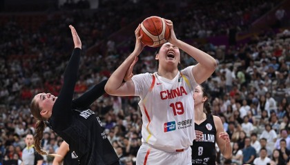 亚洲杯-中国女篮34分狂胜新西兰 小组头名晋级4强
