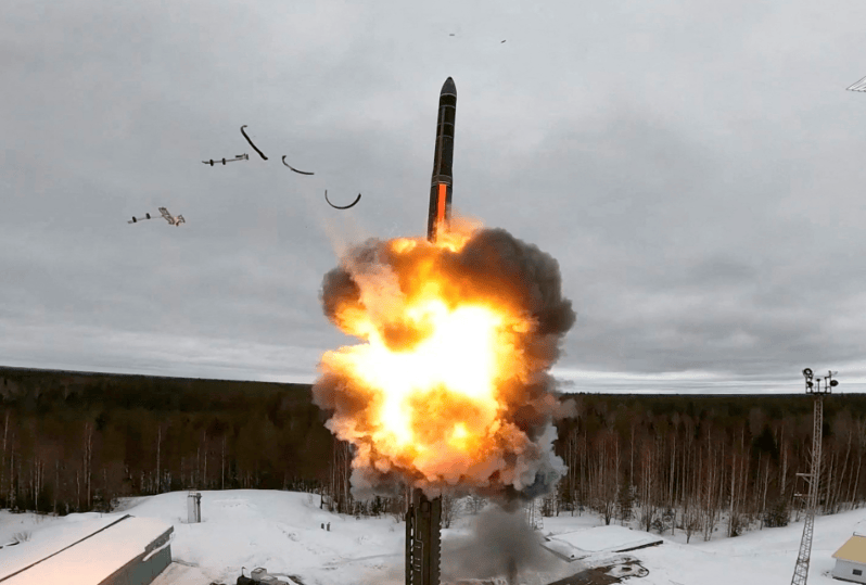 核观察|北约、俄罗斯核演习同期举行,双方离“核误判”还有多远?