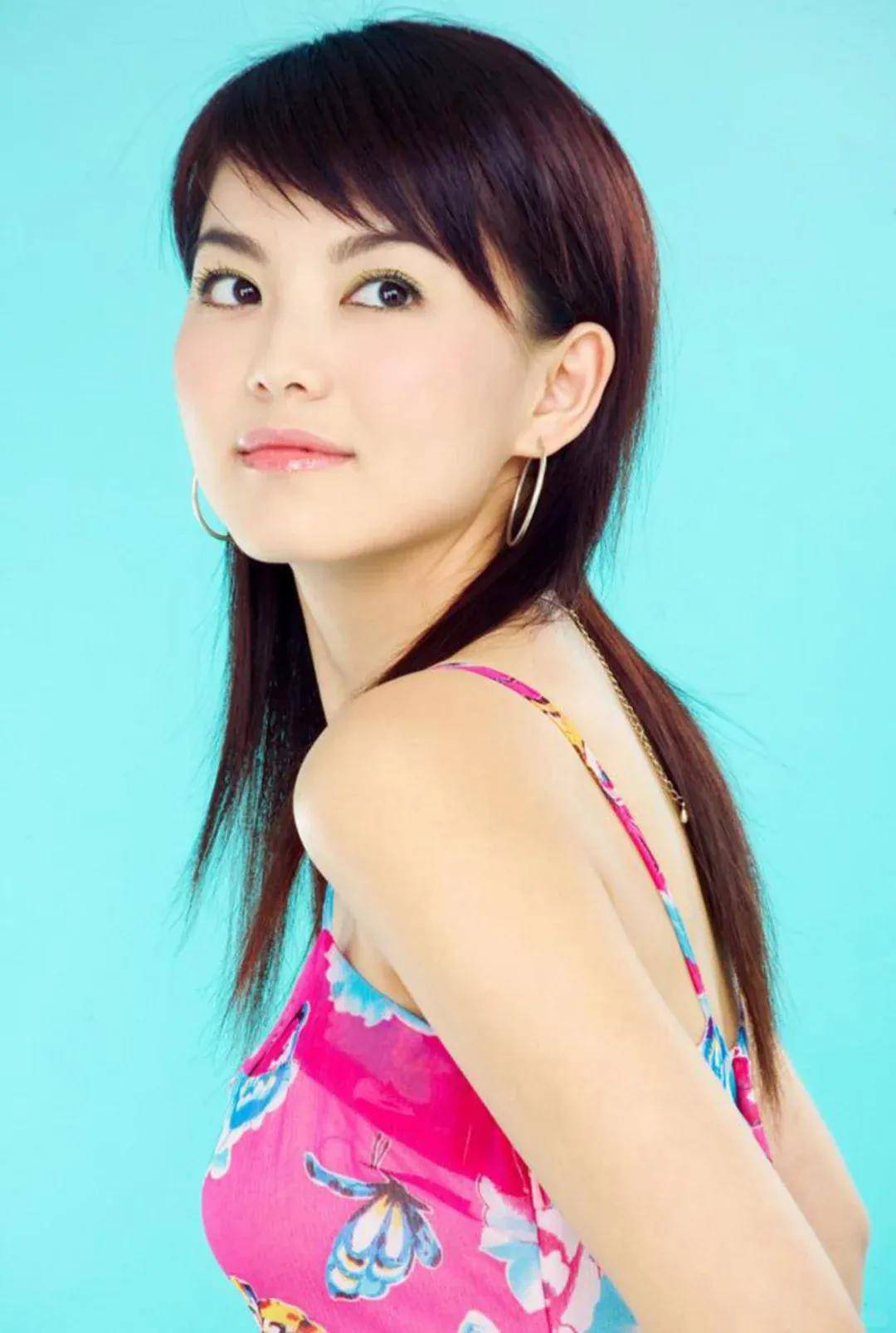 李湘气得翻出了瘦瘦的照片……她年轻时确实是仙女啊！