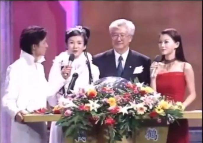 李湘气得翻出了瘦瘦的照片……她年轻时确实是仙女啊！