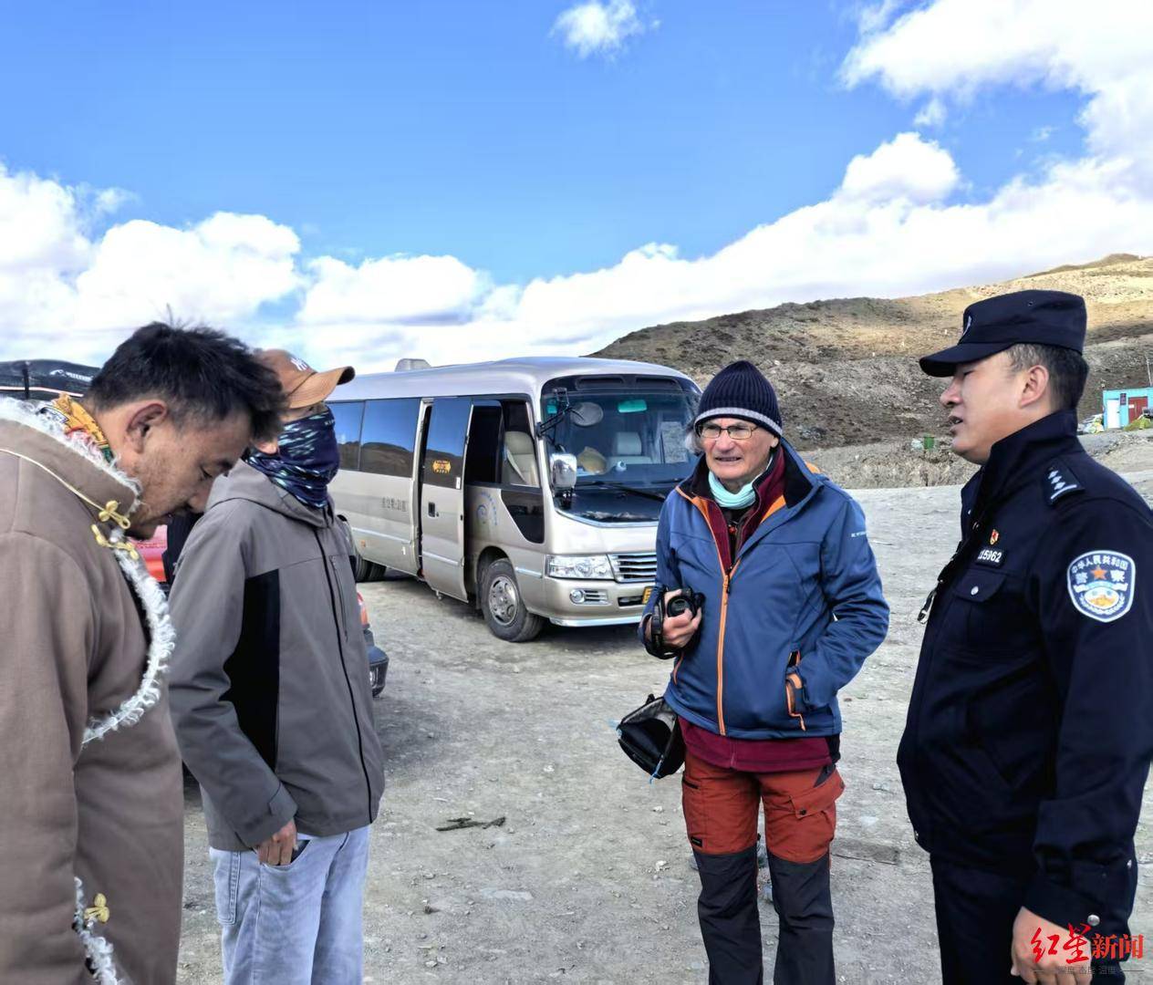 川西登山徒步乱象调查①丨重走党岭高反女孩徒步路线：山高路险！有团队未带食物，报警多是迷路